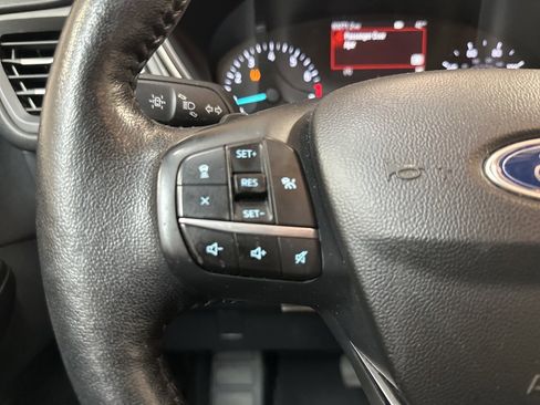 Used 2020 Ford Escape SEL image 17