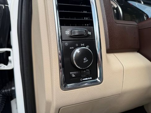 Used 2018 RAM 2500 Laramie image 25