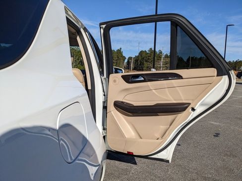 Used 2018 Mercedes-Benz GLE 350 4MATIC image 57