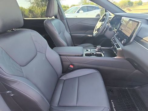 Used 2024 Lexus RX 350 Premium Plus image 10