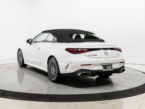 Used 2024 Mercedes-Benz CLE 300 4MATIC Cabriolet image 26