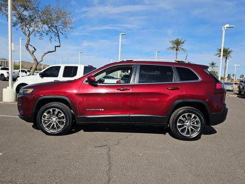 Used 2020 Jeep Cherokee Latitude Plus w/ Comfort/Convenience Group image 9