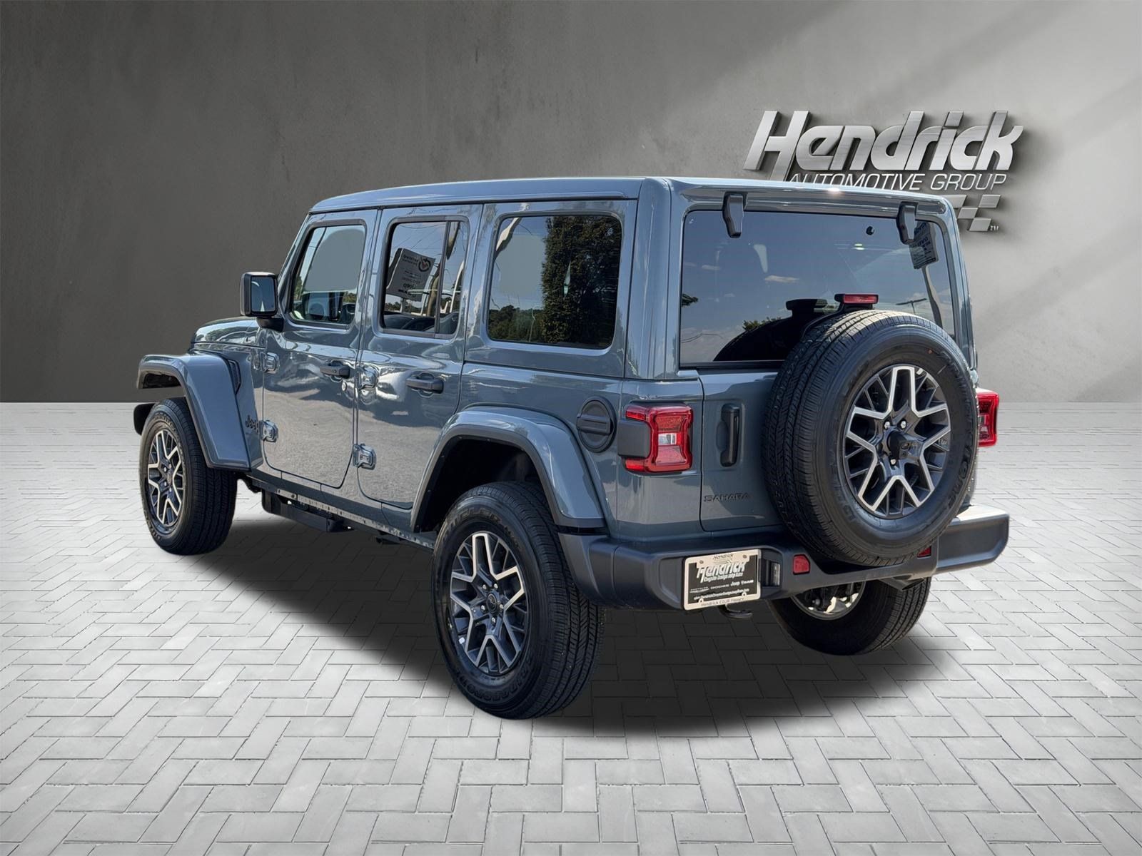Used 2026 Jeep Wrangler Unlimited Sahara AWD/4WD image 8
