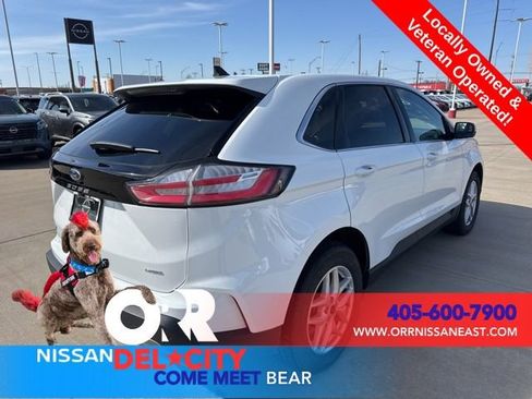 Used 2024 Ford Edge SEL image 5