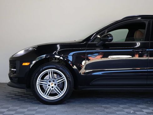 Used 2019 Porsche Macan AWD/4WD image 8