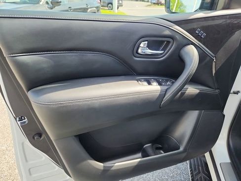Used 2024 INFINITI QX80 Luxe w/ Cargo Package AWD/4WD image 12