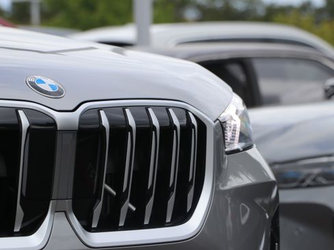 Used 2026 BMW X1 xDrive28i w/ Convenience Package AWD/4WD image 6