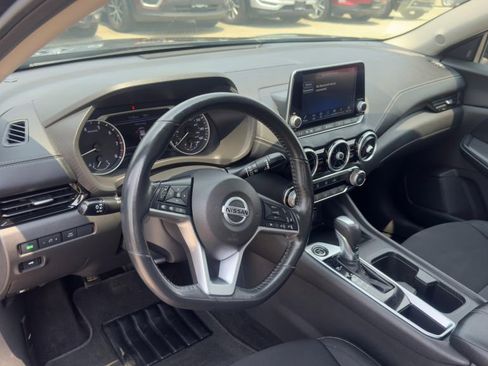Used 2022 Nissan Sentra SV image 26