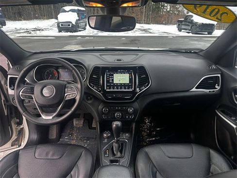 Used 2019 Jeep Cherokee High Altitude image 11