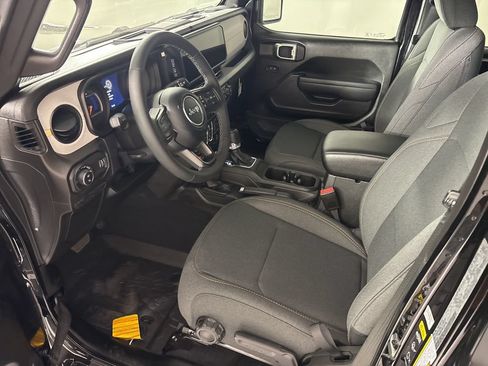 New 2026 Jeep Gladiator Mojave AWD/4WD image 24