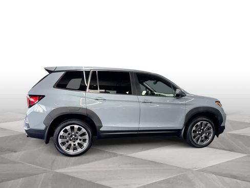Used 2024 Honda Passport EX-L image 9