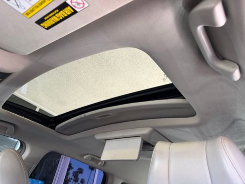 Used 2012 Acura MDX w/ Technology & Entertainment image 24