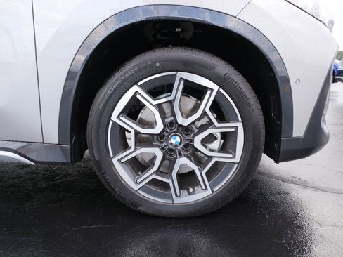 New 2025 BMW X1 xDrive28i w/ Technology Package image 11