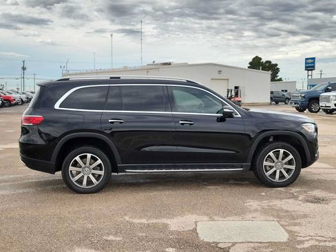 Used 2022 Mercedes-Benz GLS 450 4MATIC image 9