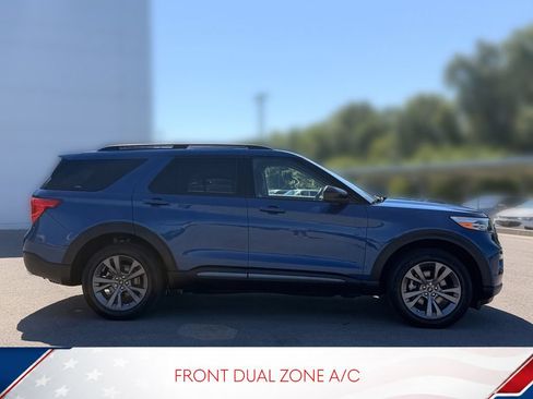 Used 2023 Ford Explorer XLT w/ Equipment Group 202A AWD/4WD image 4