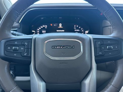 Used 2024 GMC Yukon Denali AWD/4WD image 34