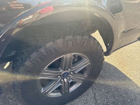 Used 2020 Ford F150 XLT w/ Equipment Group 302A Luxury image 10