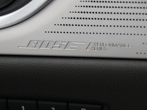 Used 2025 Cadillac XT6 Premium Luxury image 31