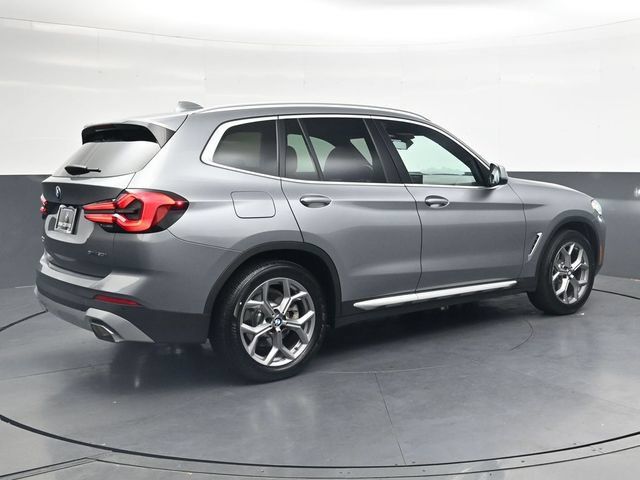 Certified 2024 BMW X3 sDrive30i w/ Convenience Package RWD image 4