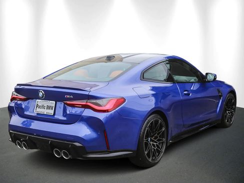 Used 2024 BMW M4 Coupe w/ Executive Package image 6