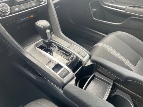 Used 2016 Honda Civic EX image 28