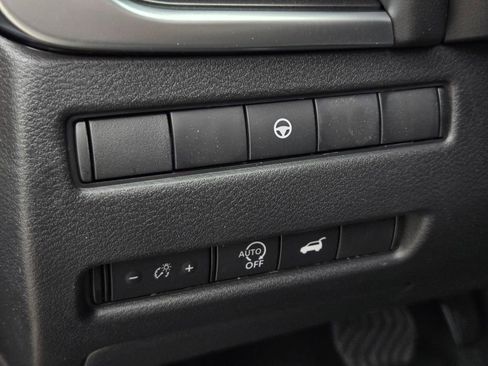 New 2026 Nissan Rogue SV FWD image 18