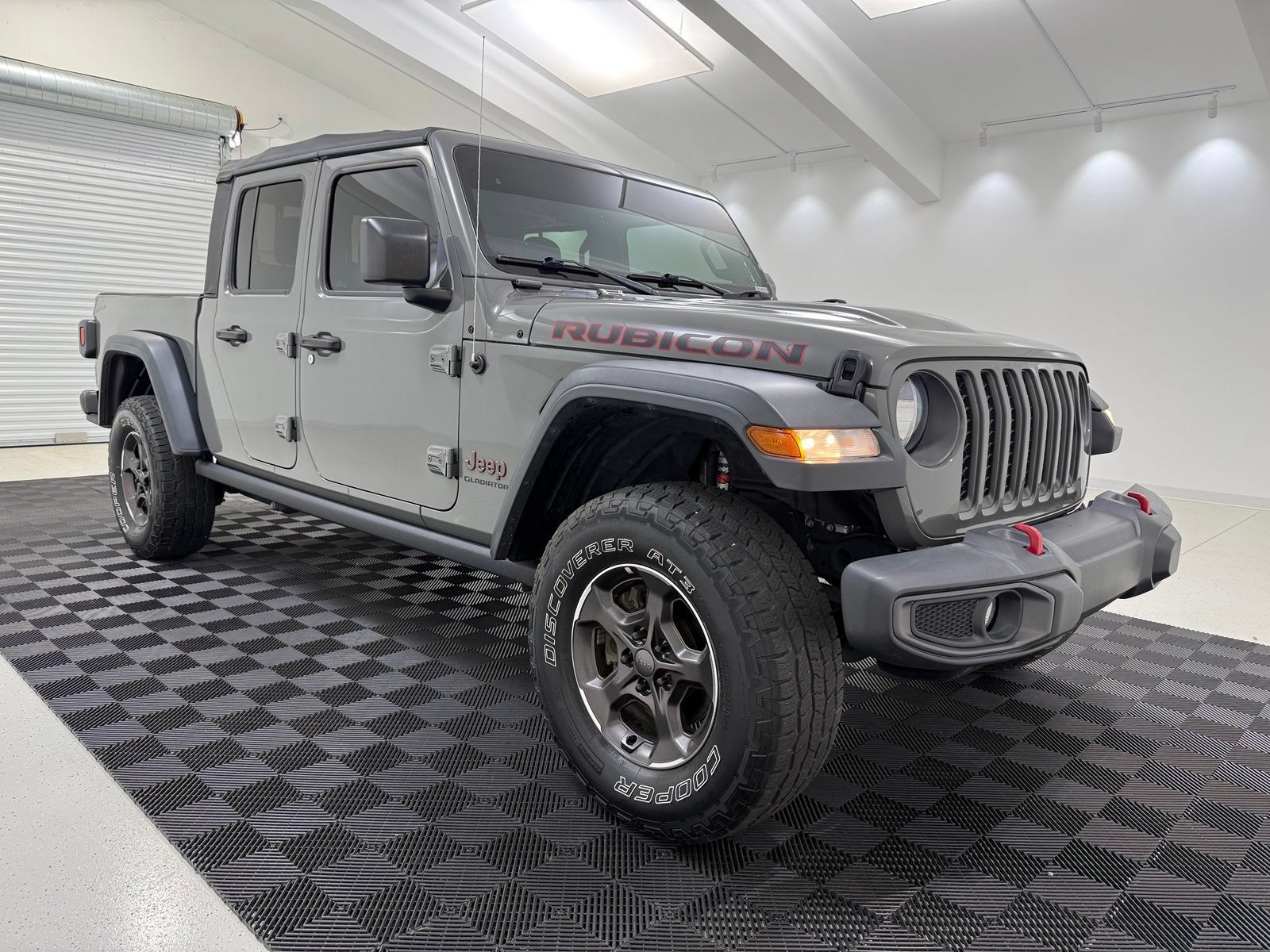 Used 2021 Jeep Gladiator Rubicon w/ Trailer Tow Package AWD/4WD image 1