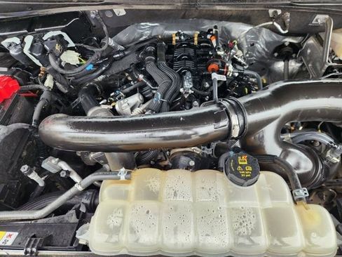 Used 2023 Ford Expedition Limited image 35