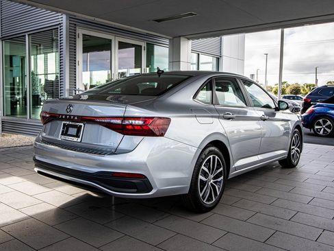 New 2026 Volkswagen Jetta SE image 19