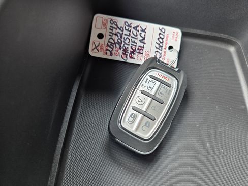 New 2026 Chrysler Pacifica Select w/ S Appearance Package FWD image 25