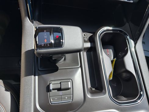 New 2026 GMC Sierra 1500 AT4 w/ AT4 Premium Package image 29