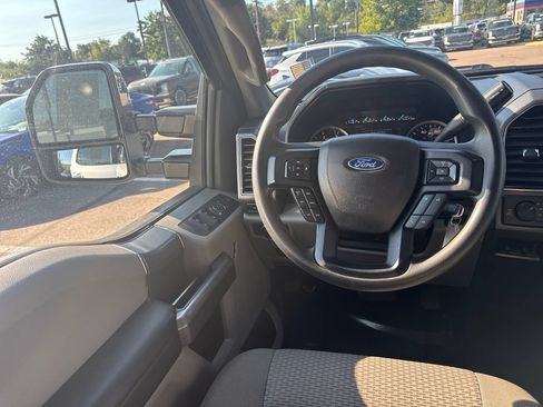 Used 2019 Ford F350 XLT w/ XLT Premium Package AWD/4WD image 30
