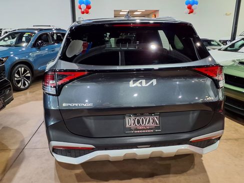 Used 2024 Kia Sportage EX AWD/4WD image 5