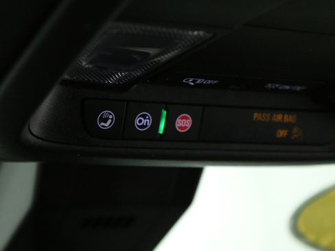 Used 2023 Chevrolet Equinox RS w/ LPO, Floor Liner Package FWD image 21