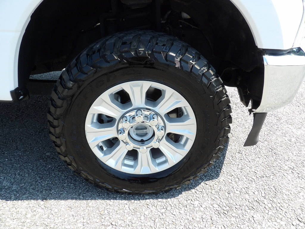 Used 2020 Ford F250 XLT w/ FX4 Off-Road Package AWD/4WD image 61