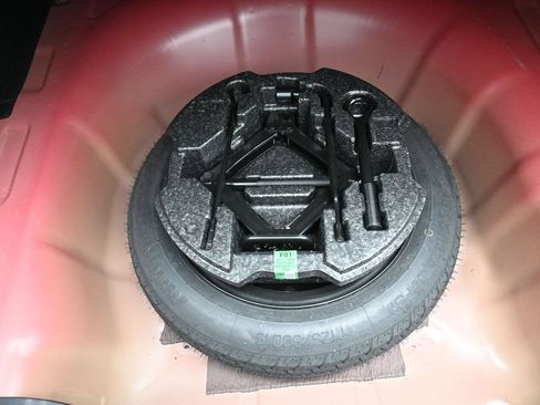 Certified 2021 Hyundai Elantra SEL FWD image 22
