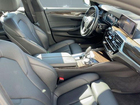 Used 2019 BMW 530i image 30