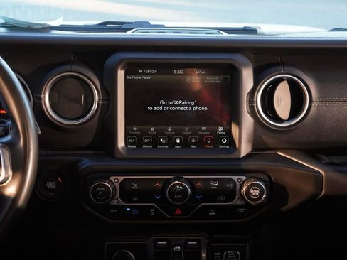 Used 2022 Jeep Wrangler Unlimited Sahara image 26