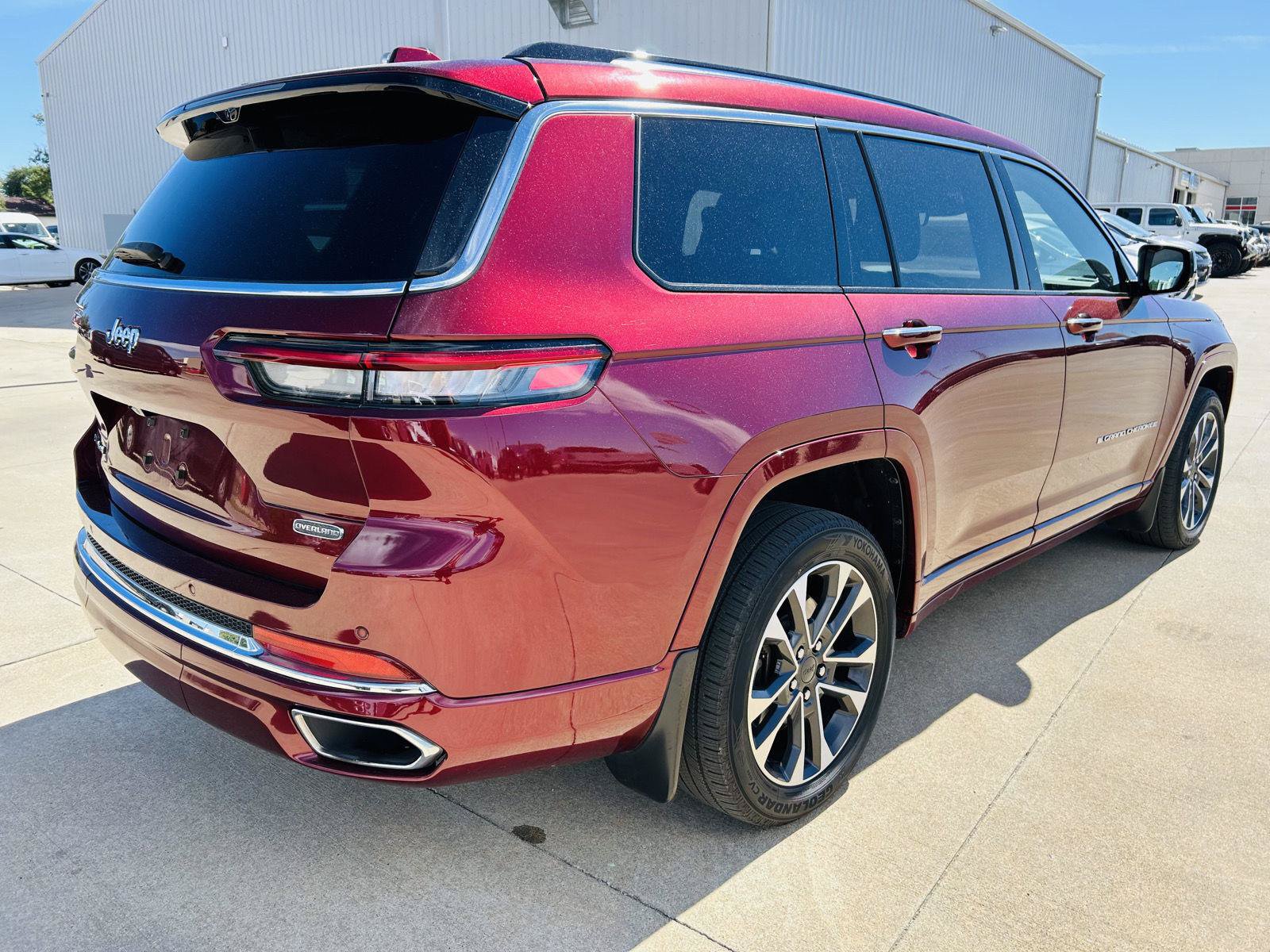Used 2021 Jeep Grand Cherokee L Overland w/ Advanced Protech Group III AWD/4WD image 48