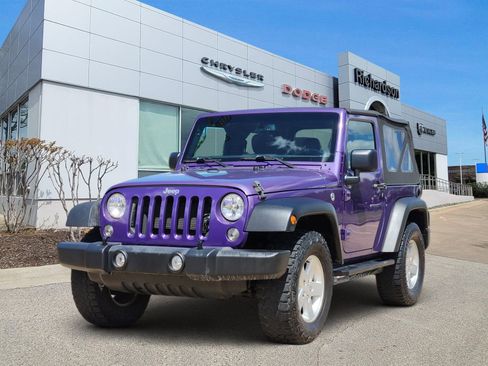 Used 2017 Jeep Wrangler Sport w/ Quick Order Package 24S AWD/4WD image 2