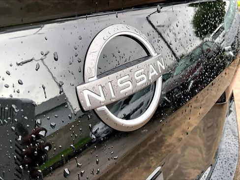 Certified 2025 Nissan Altima 2.5 SR FWD image 10
