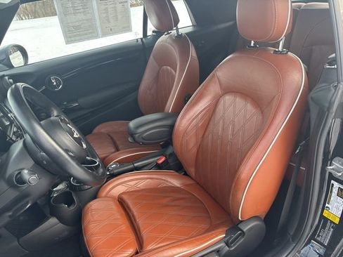 Used 2017 MINI Cooper S image 19