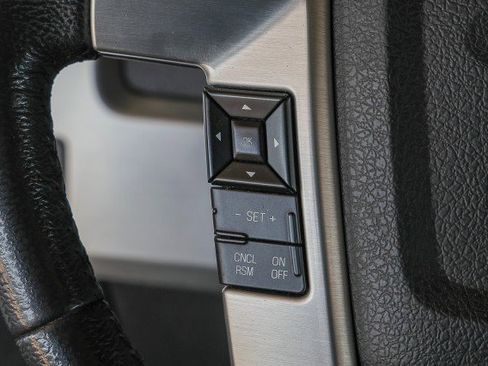 Used 2013 Ford F150 Platinum image 23