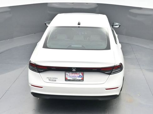 New 2025 Honda Accord SE image 31