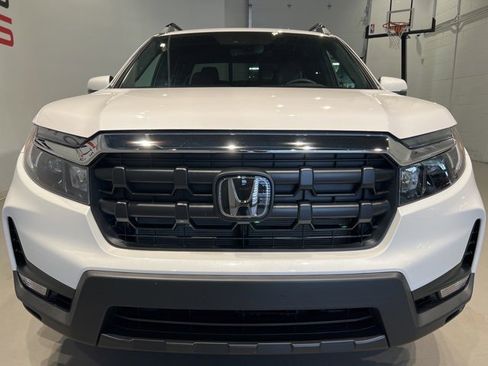 Used 2025 Honda Ridgeline RTL image 2