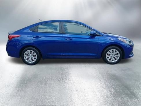 Used 2019 Hyundai Accent SE FWD image 7