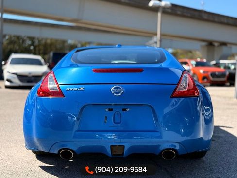 Used 2009 Nissan 370Z Touring image 6