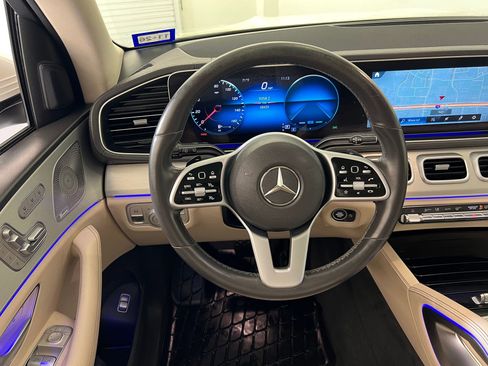 Used 2020 Mercedes-Benz GLS 450 4MATIC image 26