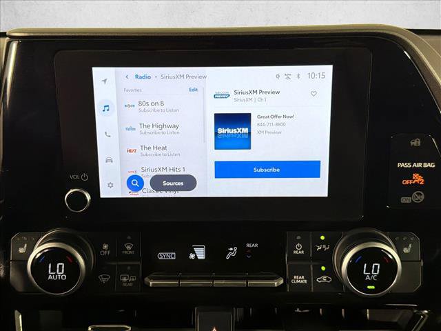 Used 2023 Toyota Highlander XLE FWD image 30