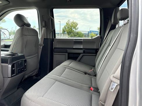 Used 2018 Ford F150 XLT w/ Equipment Group 302A Luxury AWD/4WD image 16